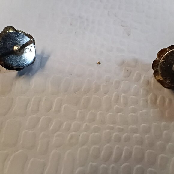 Authentic Vintage Navajo Handmade Silver and Turquoise Flower Earrings - Picture 7 of 7